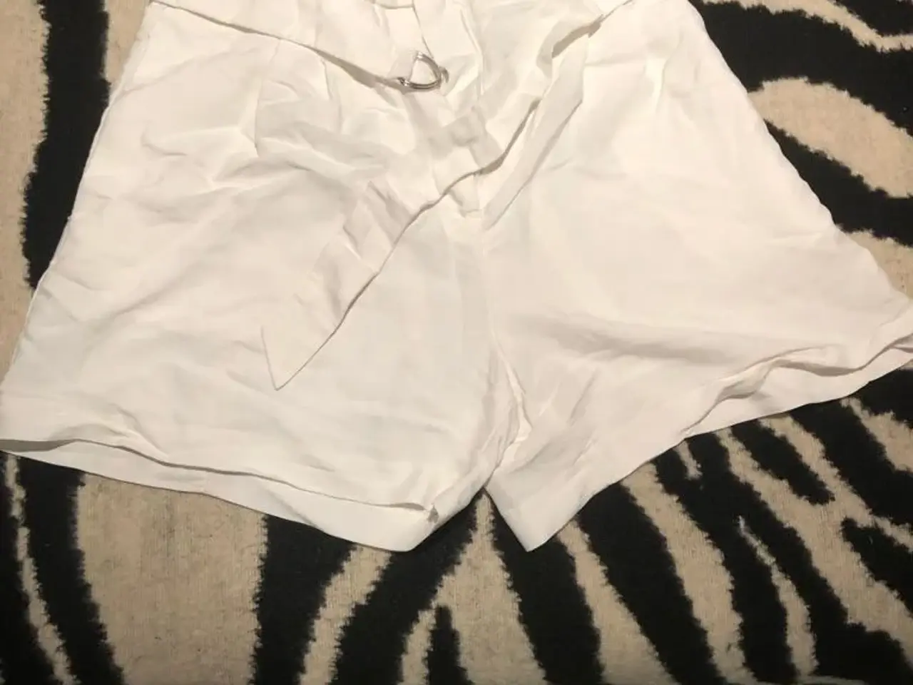 Billede 5 - Shorts+nederdel