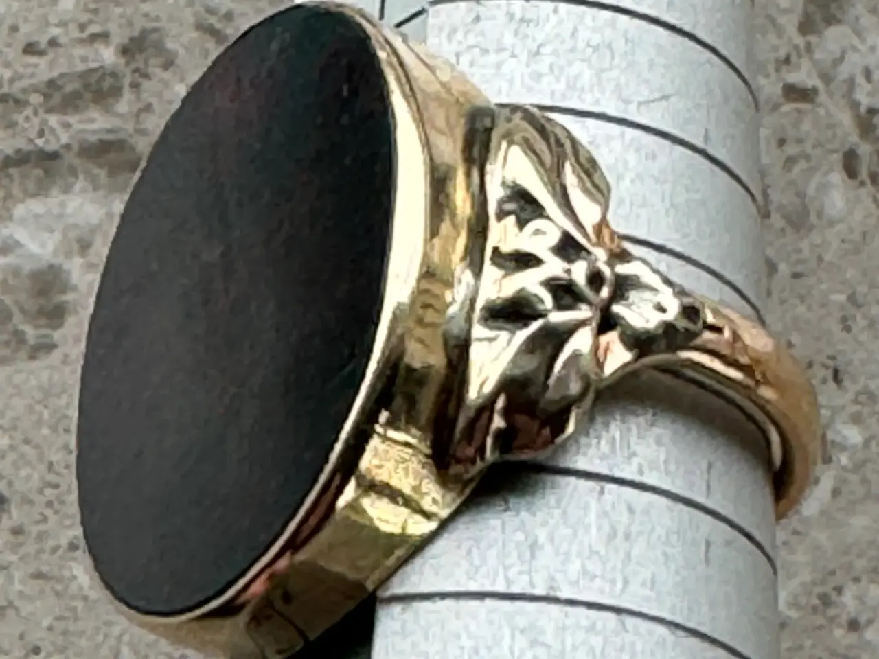 Billede 5 - Stor 14 kt. guldring m. Onyx sten. 