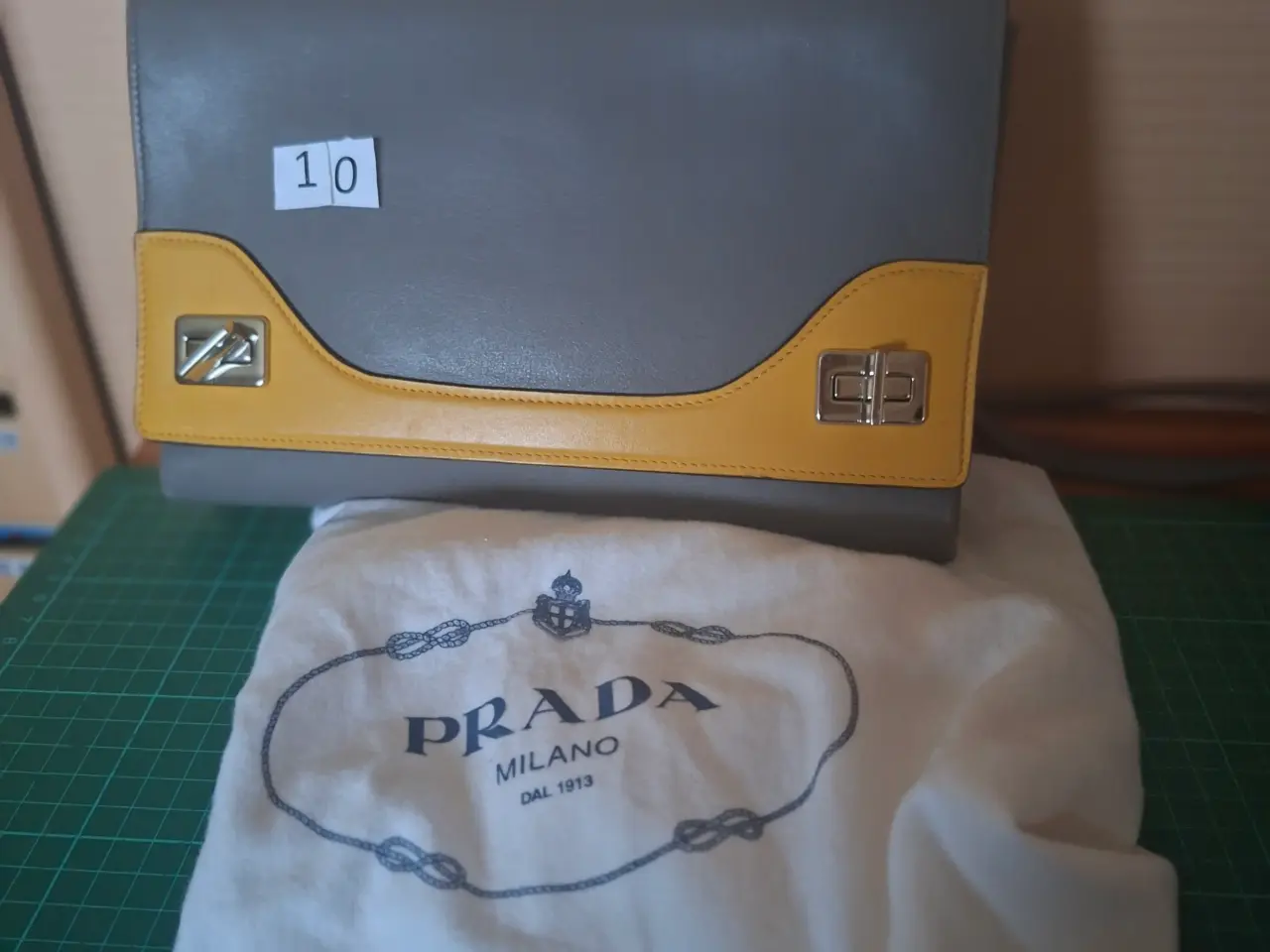 Billede 3 - Prada crossbody grå skind