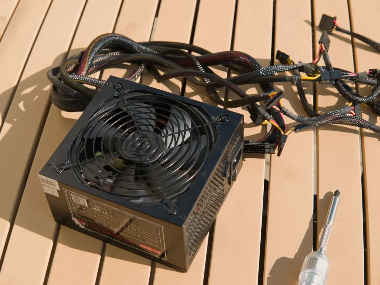 Billede 1 - Langtidsholdbar MS-Tech 950W ATX Strømforsyning