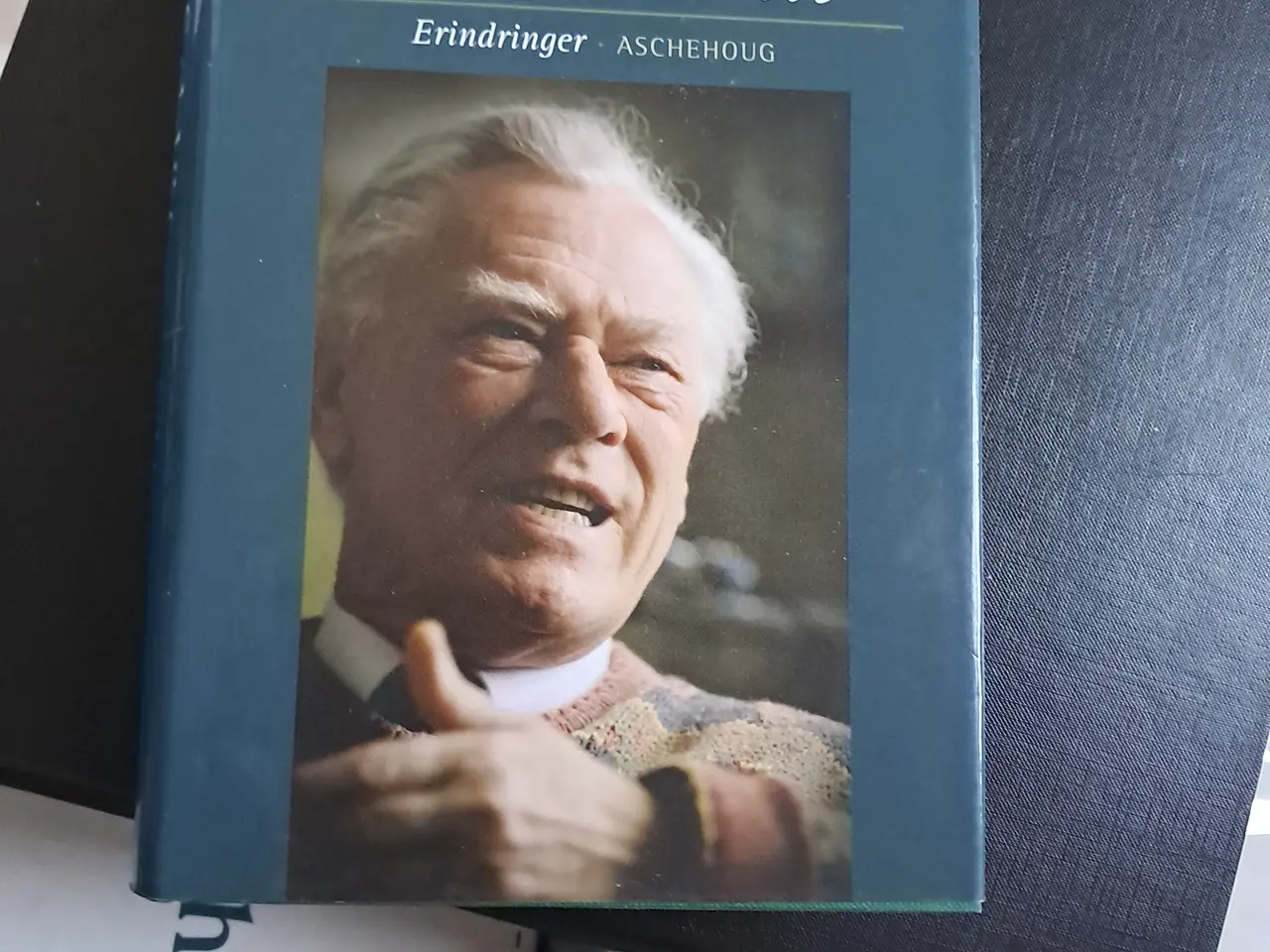 Billede 4 - Politiske bøger 