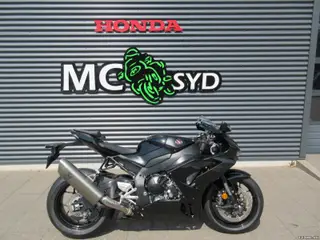 Honda CBR 1000 RR-R Fireblade MC-SYD BYTTER GERNE 5 ÅRS FABRIKS GARANTI
