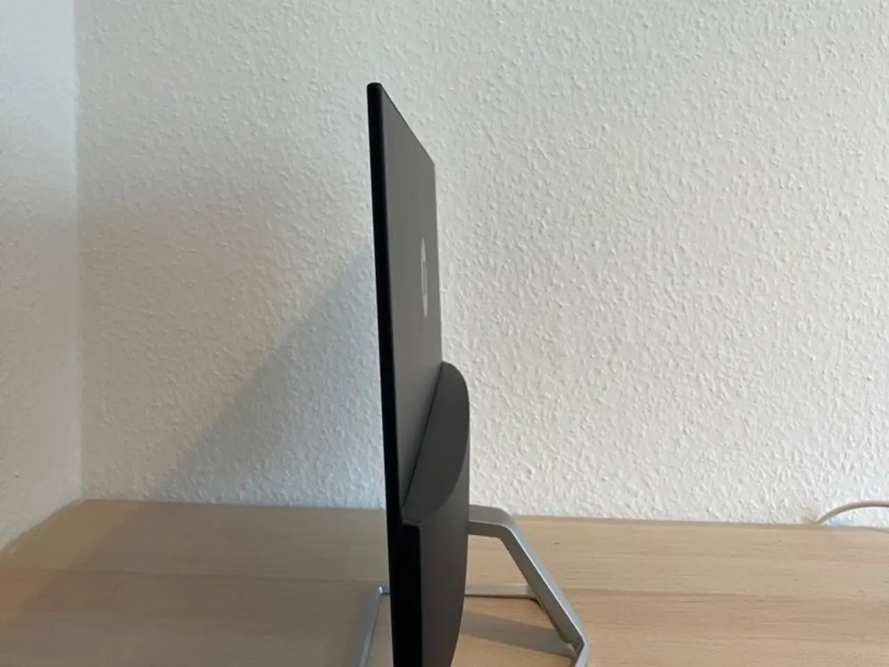 Billede 3 - UDLEJES - HP M24f - 61cm Skærme