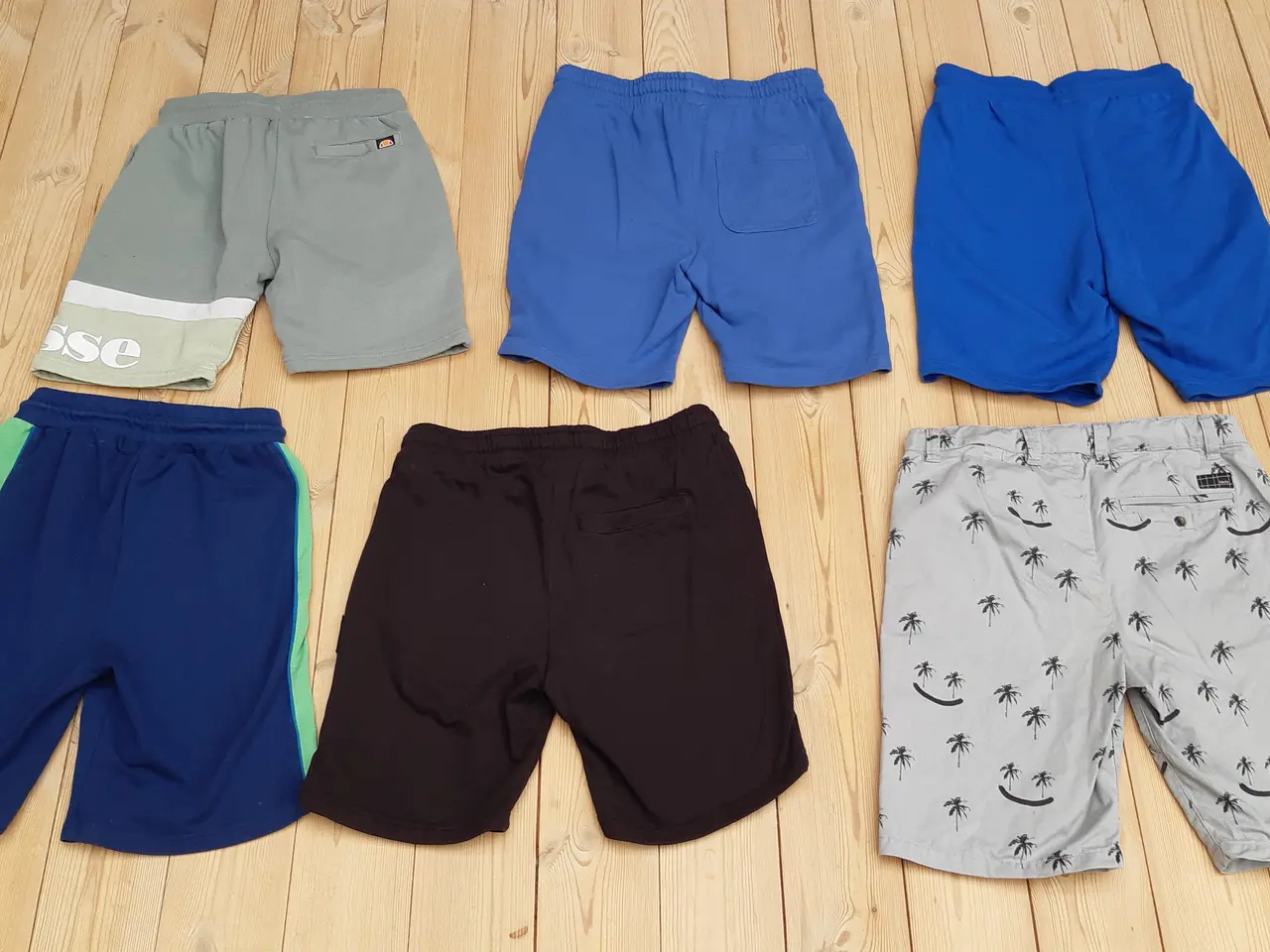 Billede 1 - STR 12 - 13 ÅR - 6 PAR SHORTS 250 KR