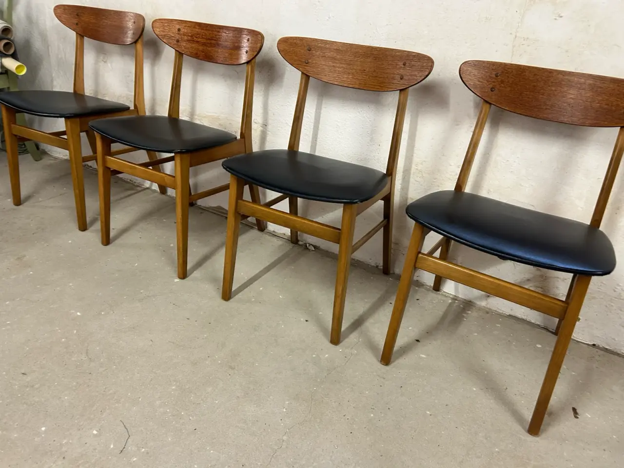 Billede 7 -  4 originale Farstrup spisebordsstole (Model 210) 