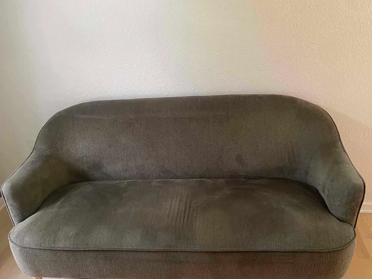 Billede 1 - Sofa bord og Sofa og stol 