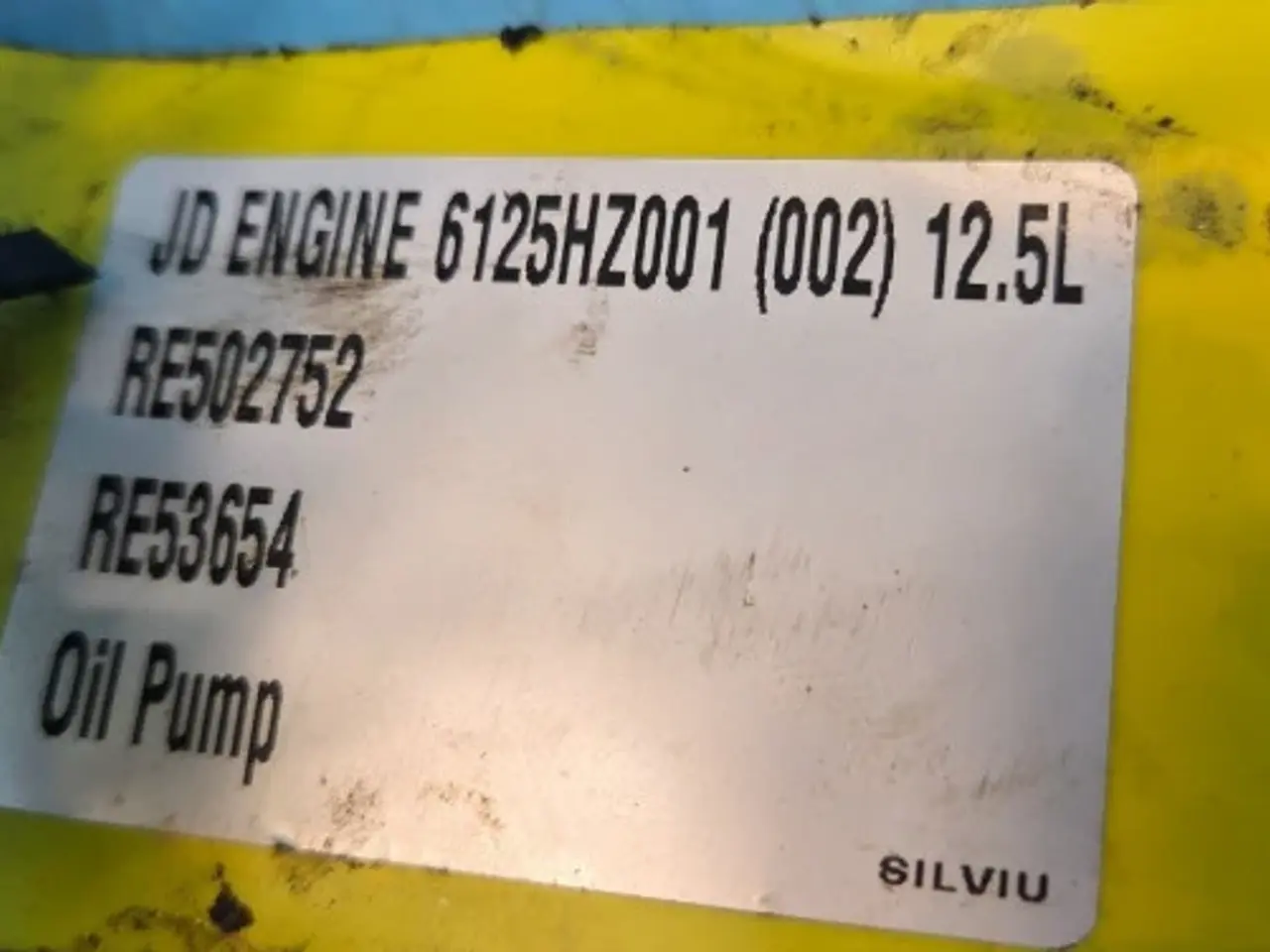 Billede 13 - John Deere 6125HZ001 Oliepumpe RE502752