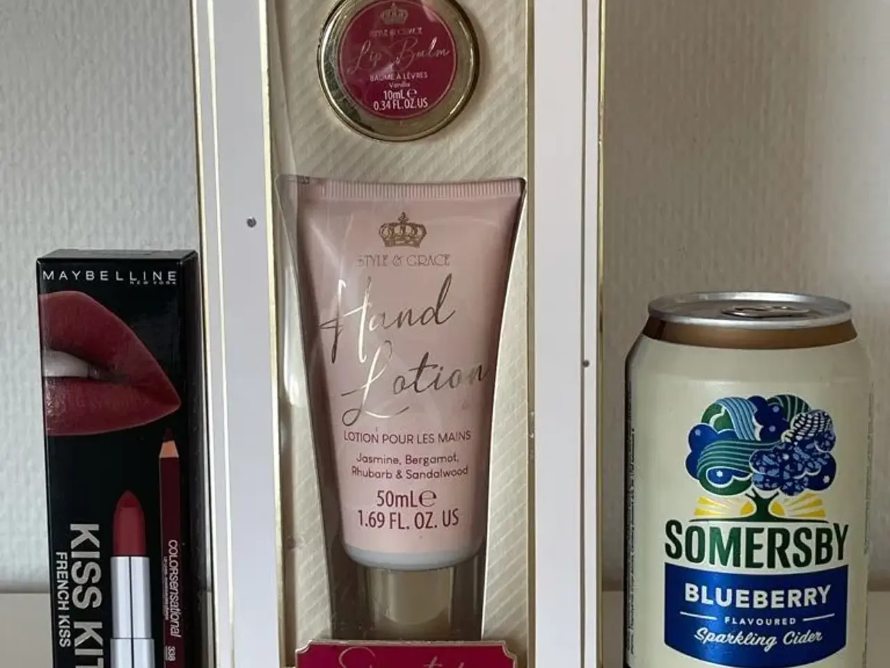 Billede 9 - Maybelline Kiss Kit og Style & Grace Signature sæt