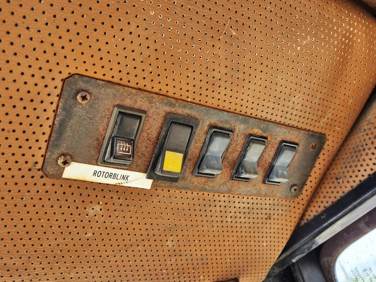 Billede 18 - Ford 655 / 6500 driftstimer / skovlpakke og tilbehør