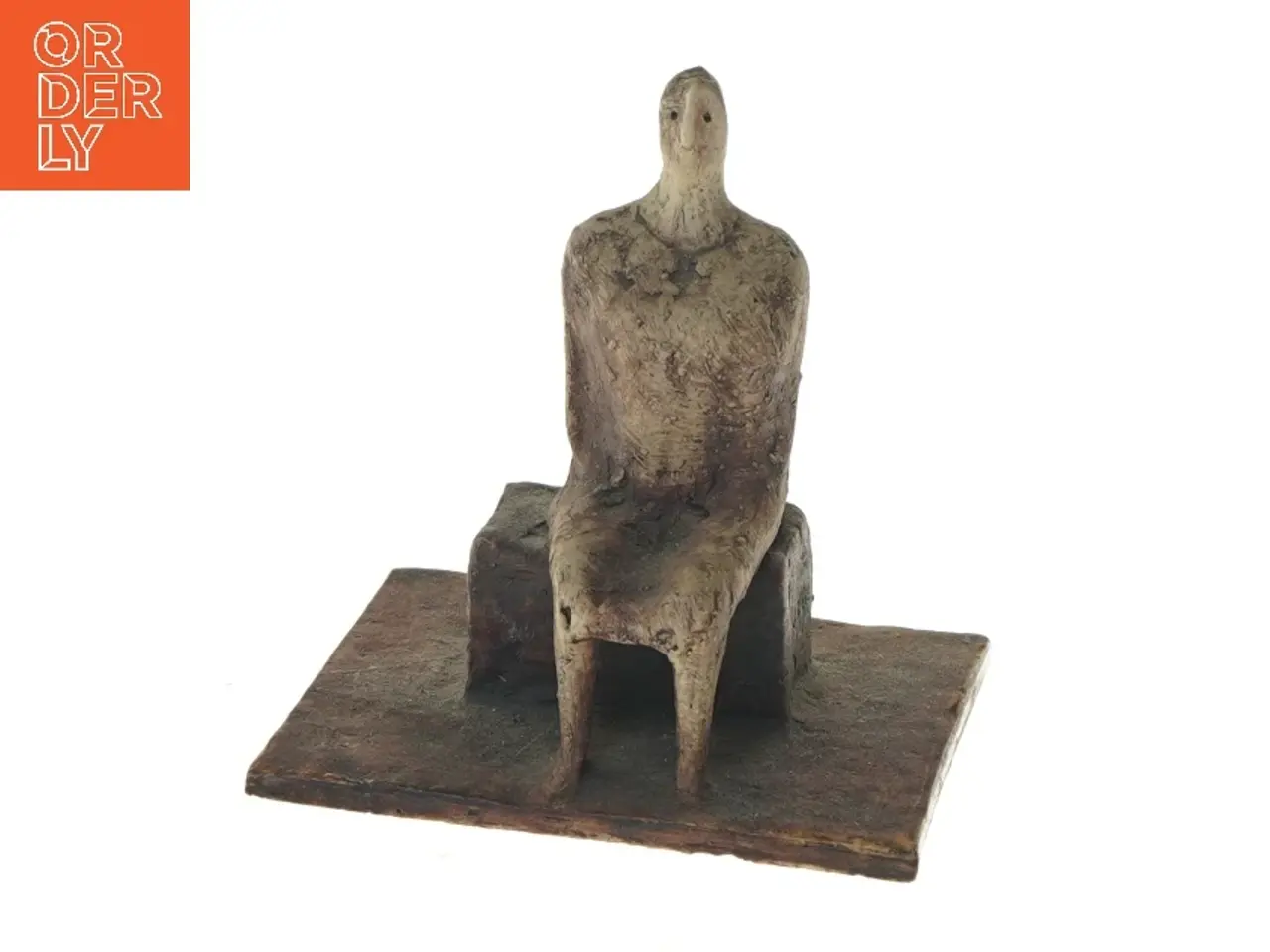 Billede 1 - Lizzie Thyssen skulptur af siddende figur (str. 12x12x10 cm)