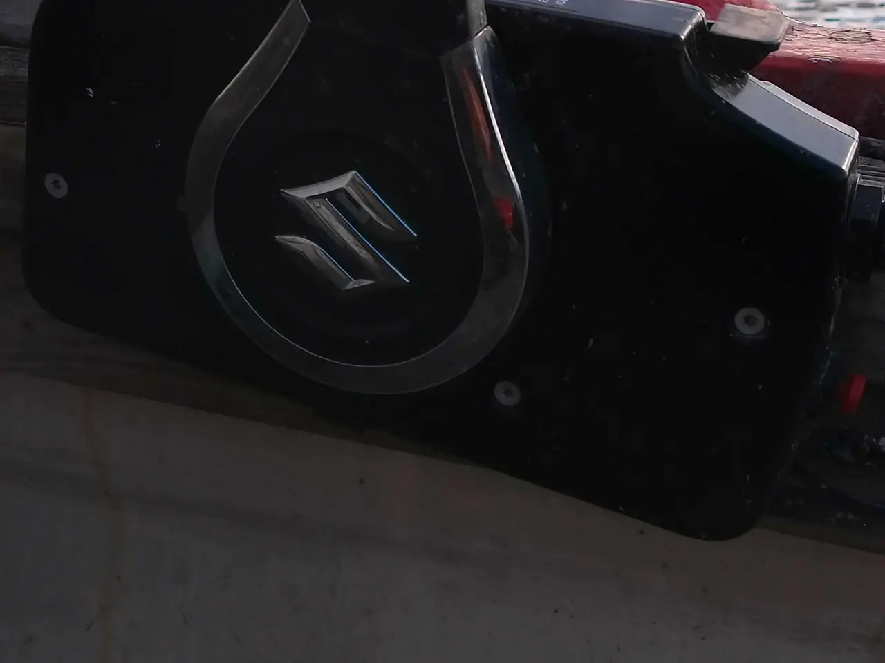 Billede 5 - 20 hk Suzuki påhængs motor med power trim