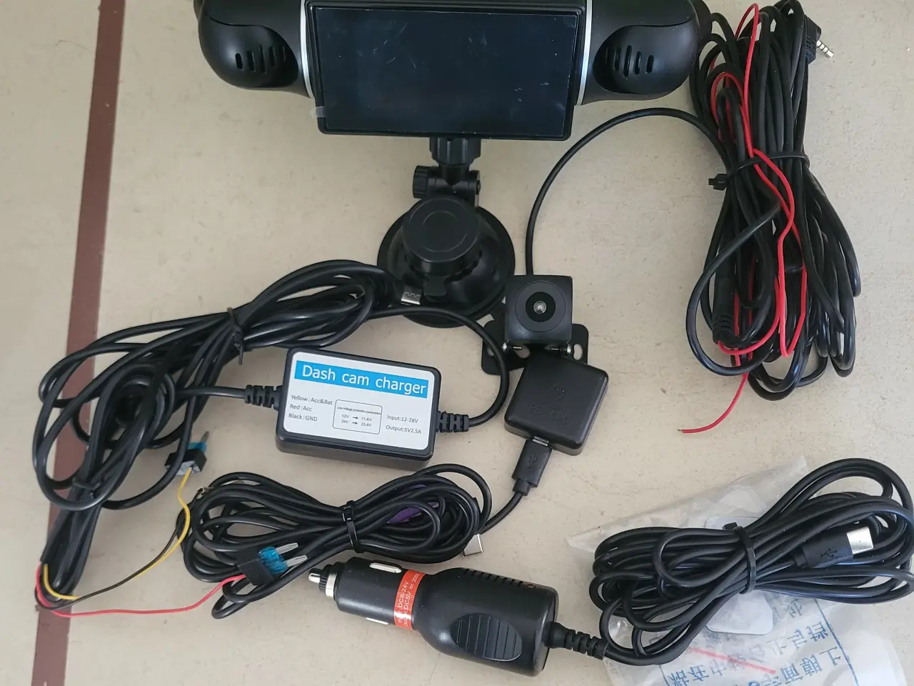 Billede 3 - Videoregistrator til bil med 4 kameraer og GPS