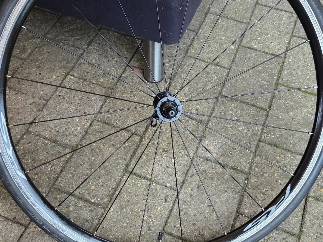 Billede 1 - Shimano RS100 cykelfælg