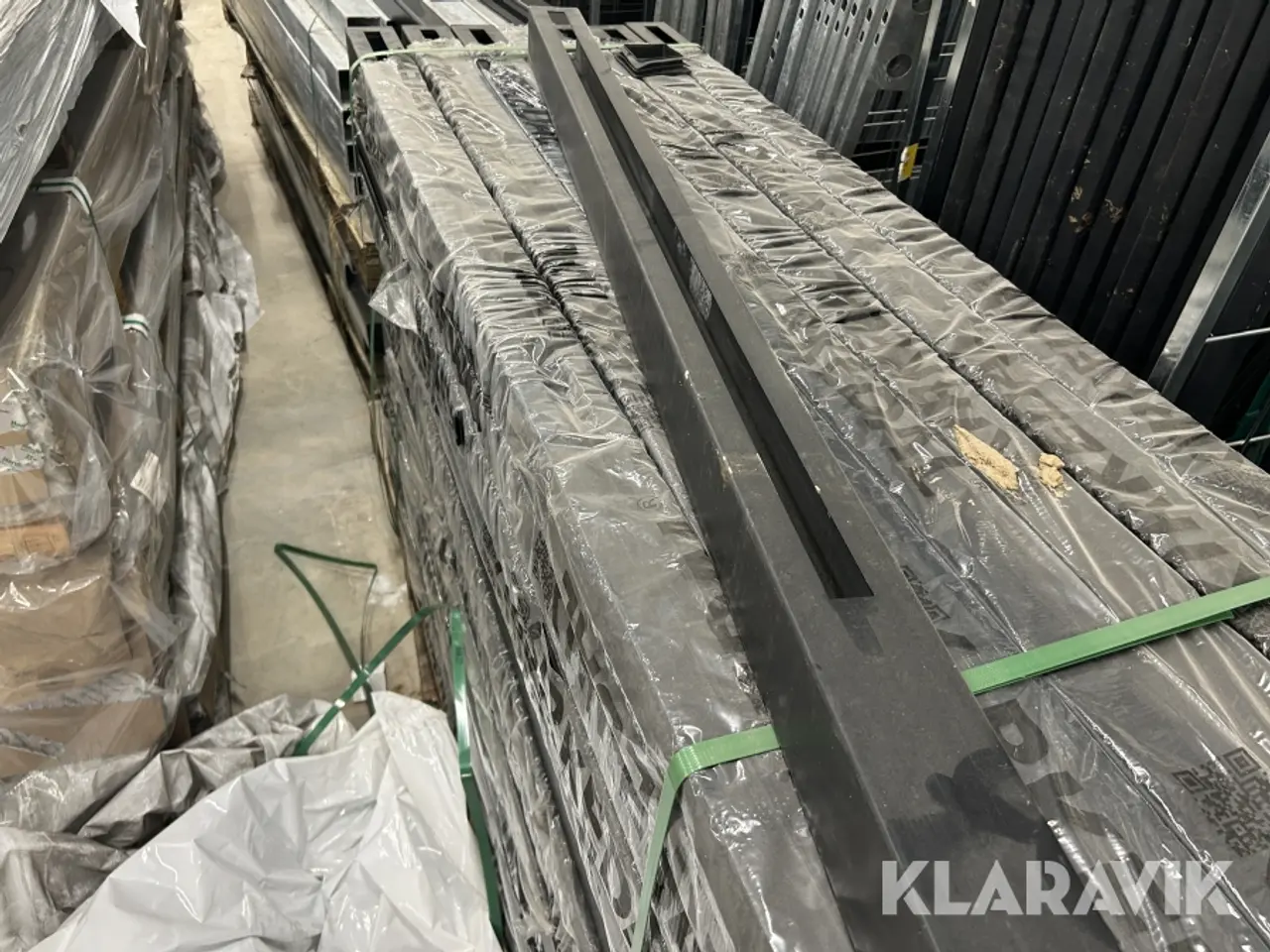 Billede 3 - Hegnsstolpe Kirkedal sort galvaniseret, 20 Styk