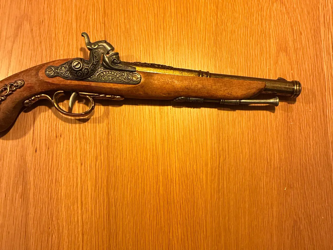 Billede 1 - Rollespil pistol
