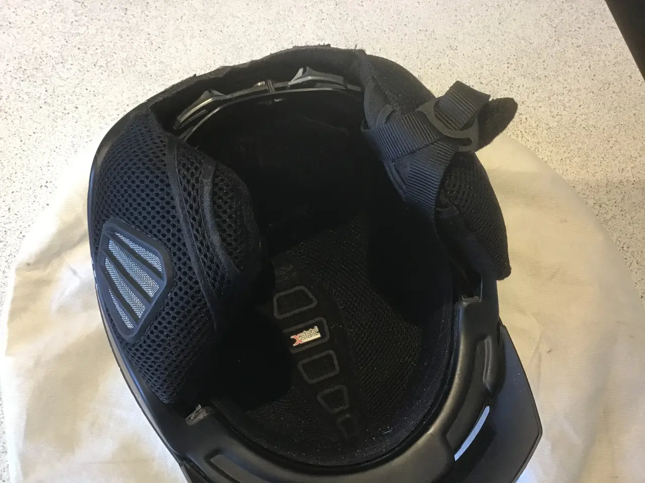 Billede 9 - Skihjelm sort Smith 51-55cm