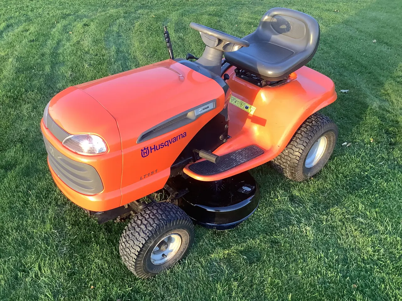 Billede 1 - Husqvarna LT 151. Havetraktor