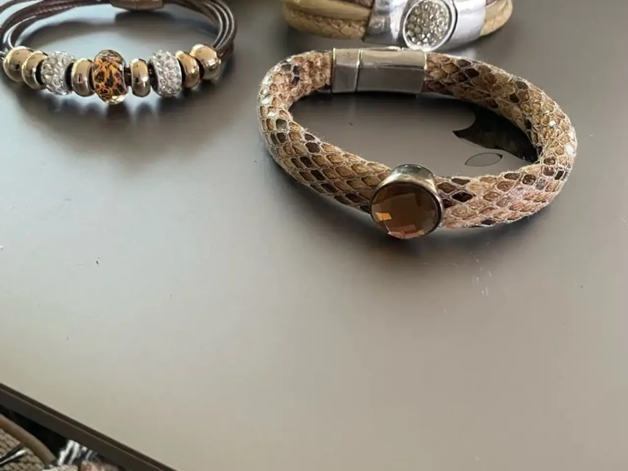 Billede 10 - Flotte armbånd