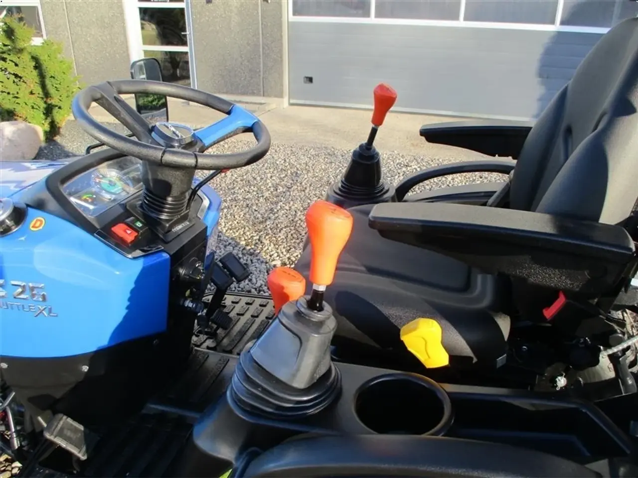 Billede 4 - Solis S26 Shuttle XL 9x9 med store brede Turf hjul på til prisen!