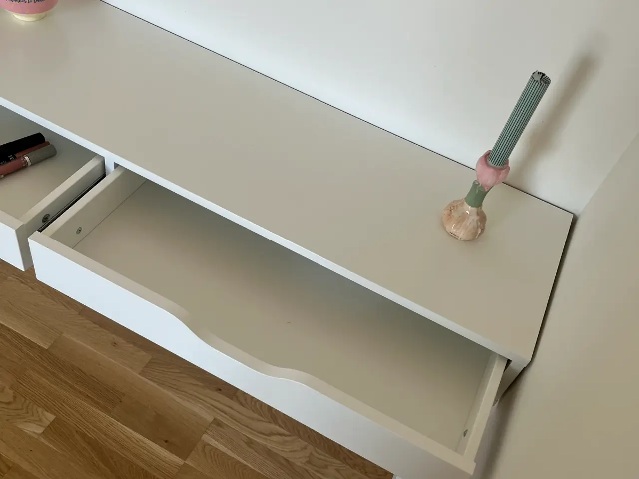 Billede 5 - Kommode/ makeup bord, væghængt