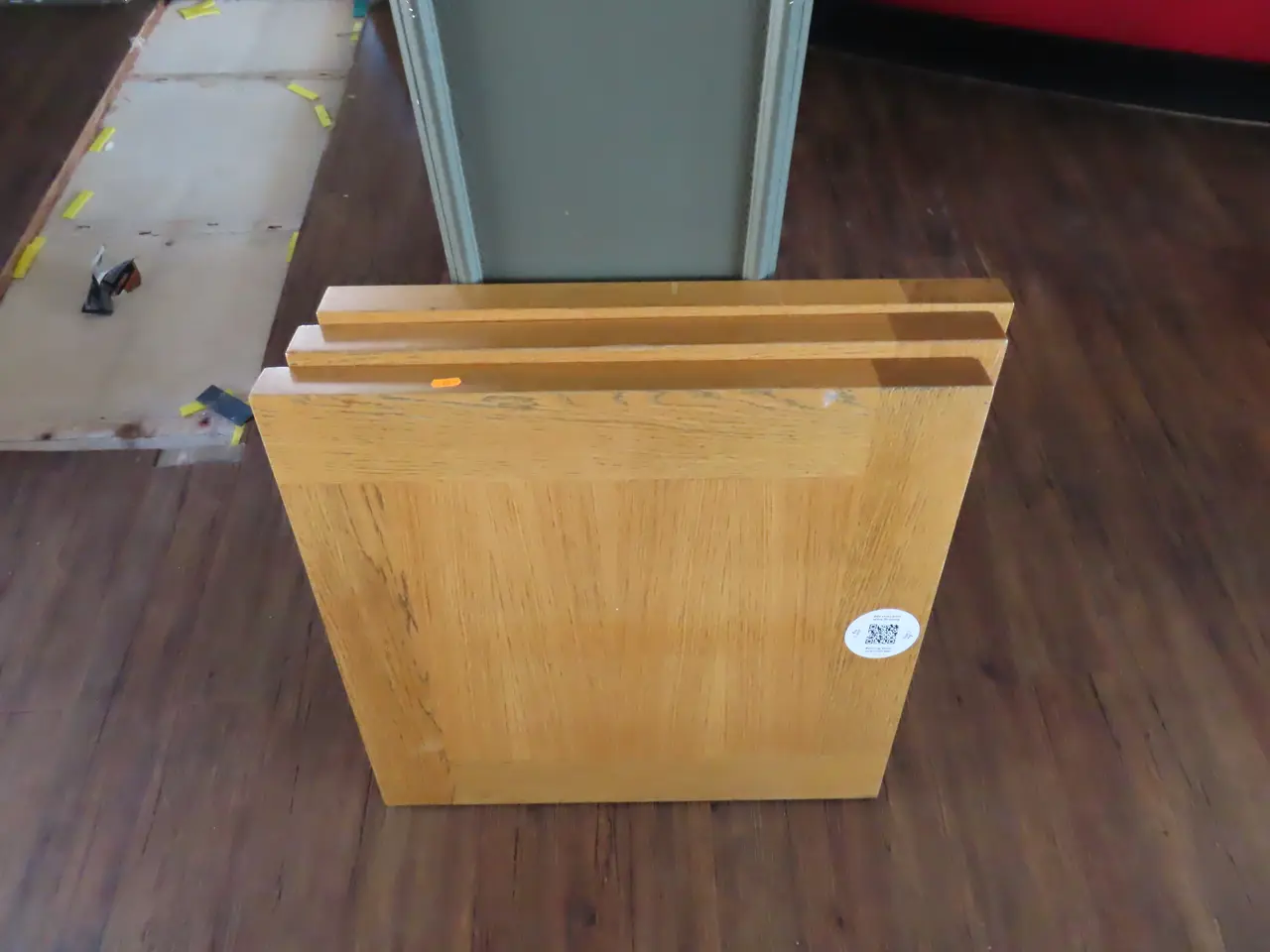 Billede 9 - 5 stk. Caféborde, 8 stk. Spisebordsstole samt sofa