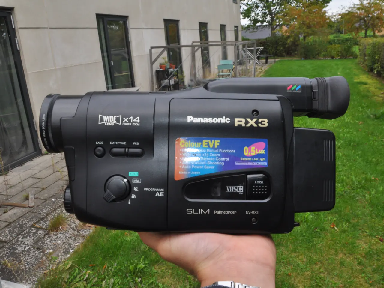 Billede 1 - VHS-C Videokamera (Komplet Sæt) Panasonic NV-RX3 