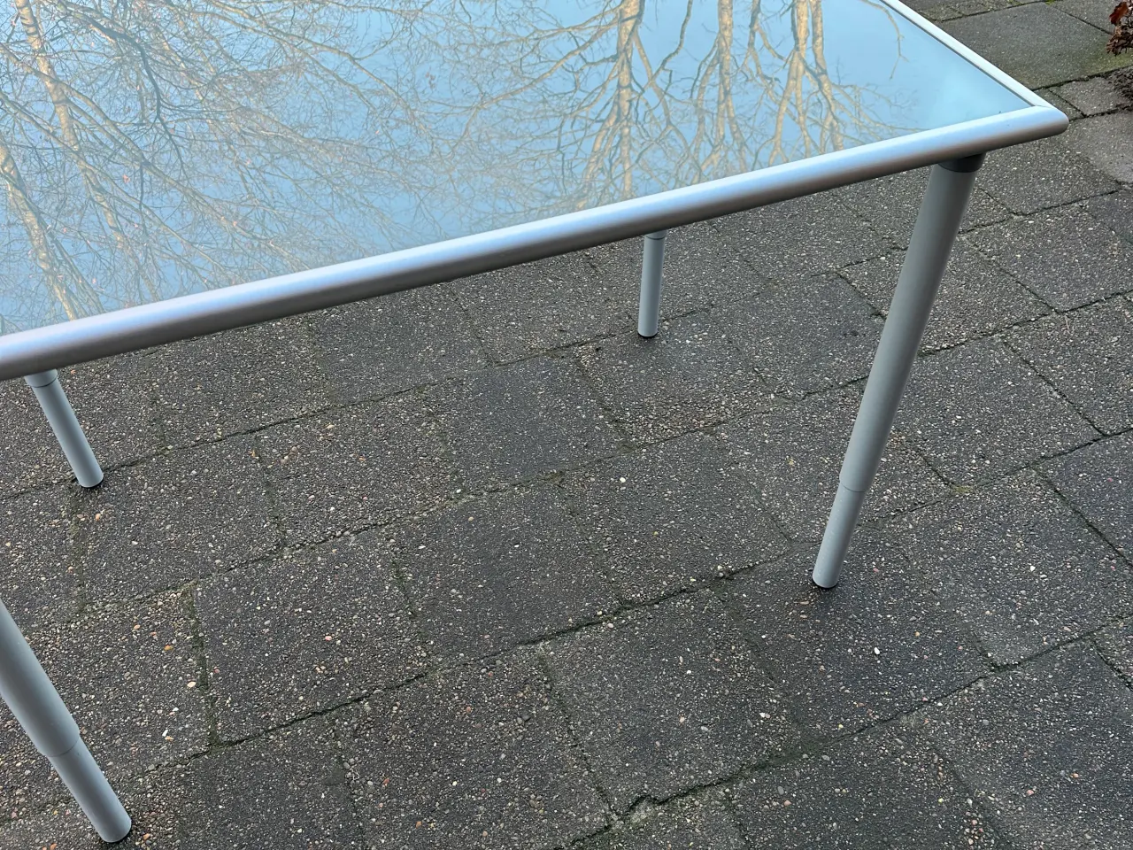 Billede 2 - Skrivebord