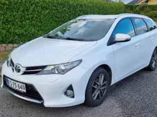 NYSYNET Toyota Auris 1.6i Sport stationcar