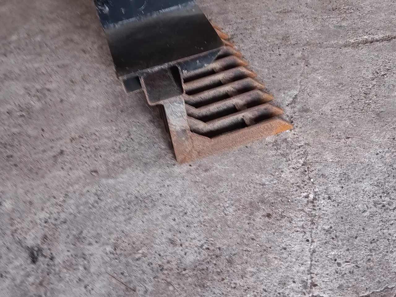 Billede 2 - Sortér skovl til minigraver 60 cm.