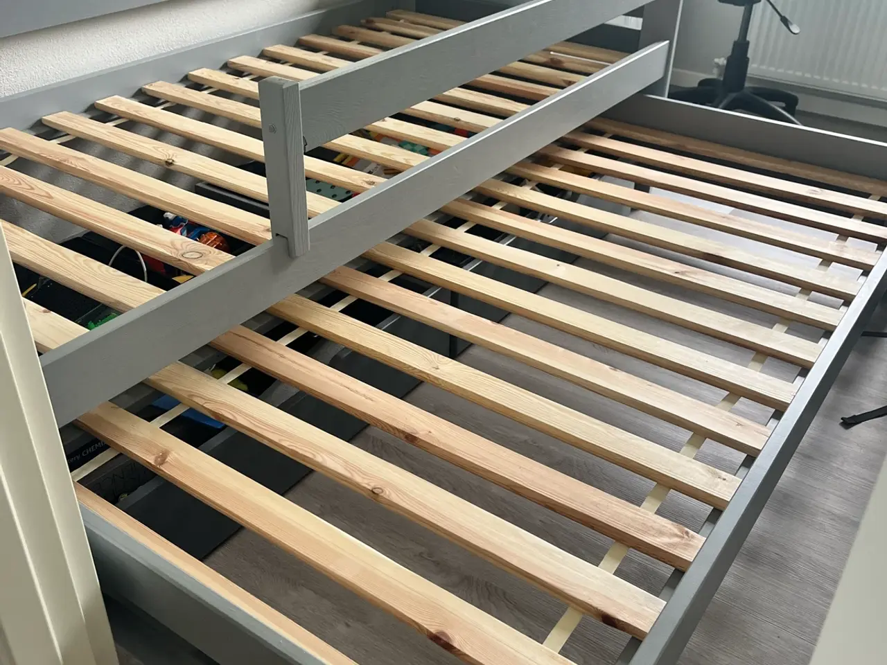 Billede 2 - Børneseng 90x200