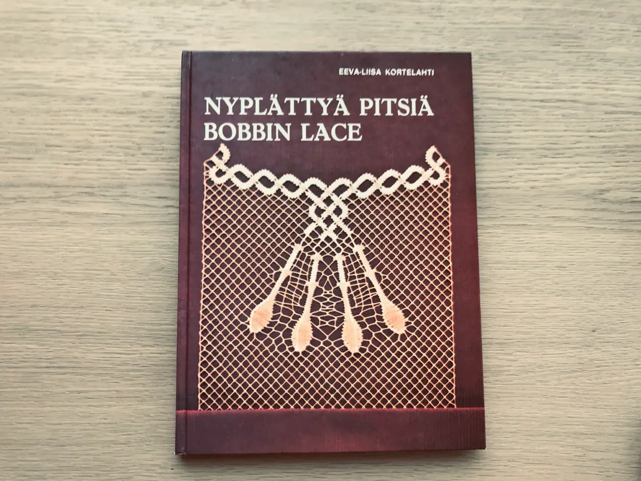Billede 1 - Nyplättyä Pitsiä Bobin Lace