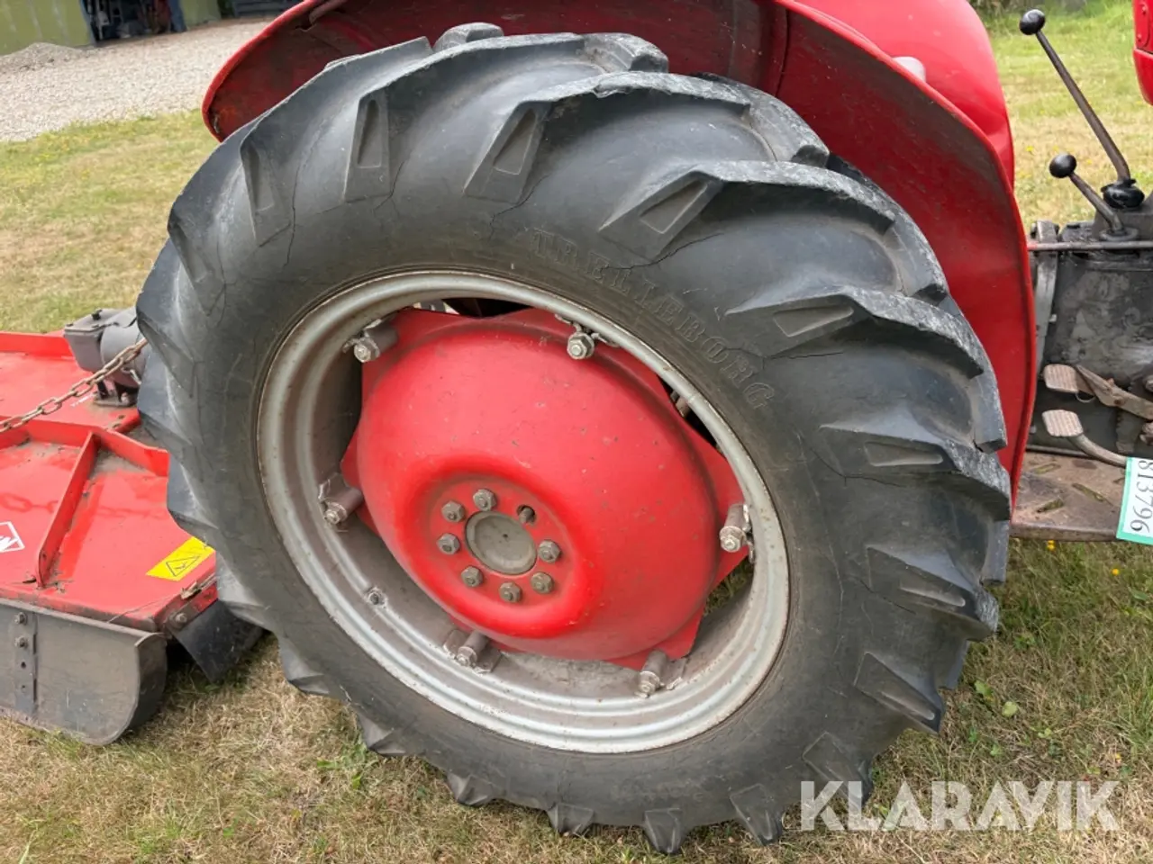 Billede 9 - Traktor Massey Ferguson 135