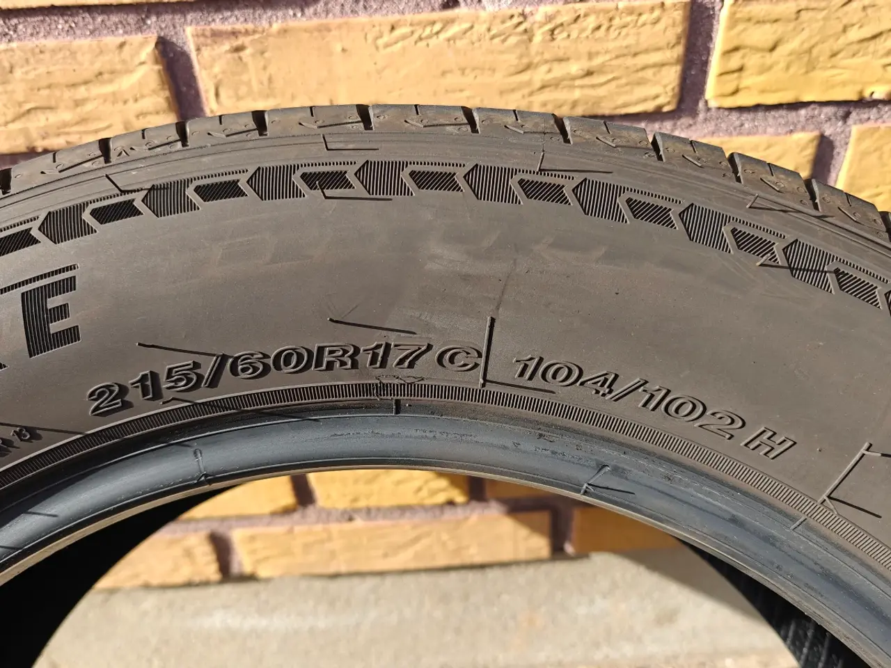 Billede 5 - Loadforce 326+ 215/60R17C