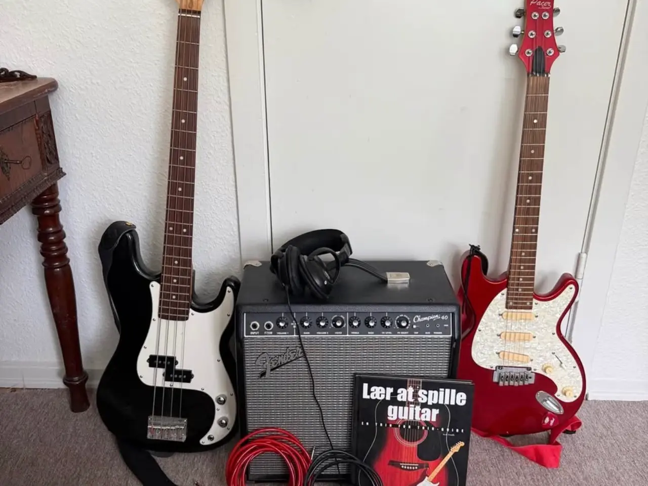 Billede 1 - Guitar, bas og forstærker