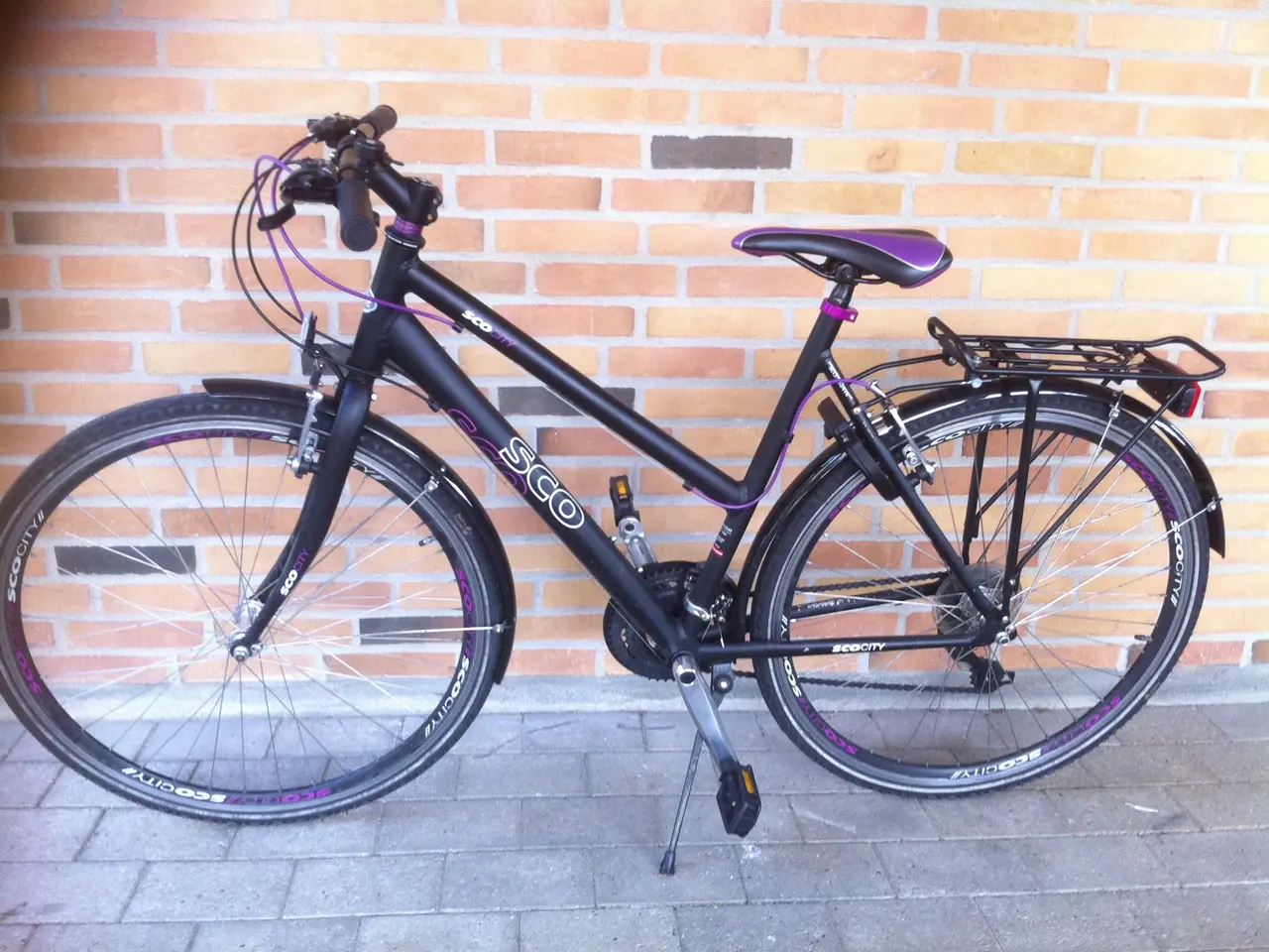 Billede 1 - Cykel med 21 gear og udstyr