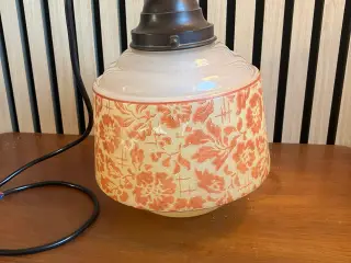 Gammel lampe i Art Deco stil
