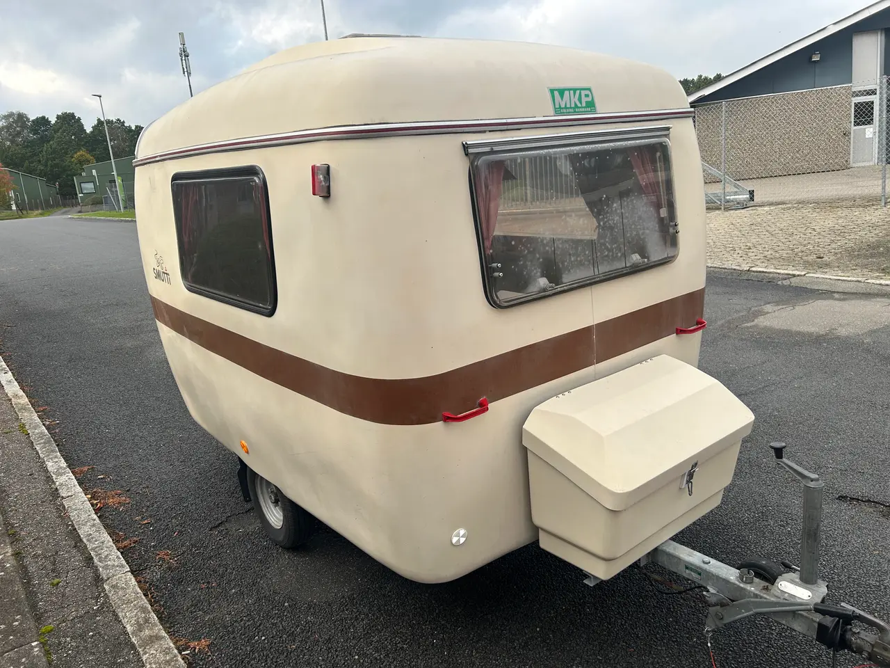 Billede 2 - MKP SMUTTI Veteran Campingvogn, Nysynet flot stand