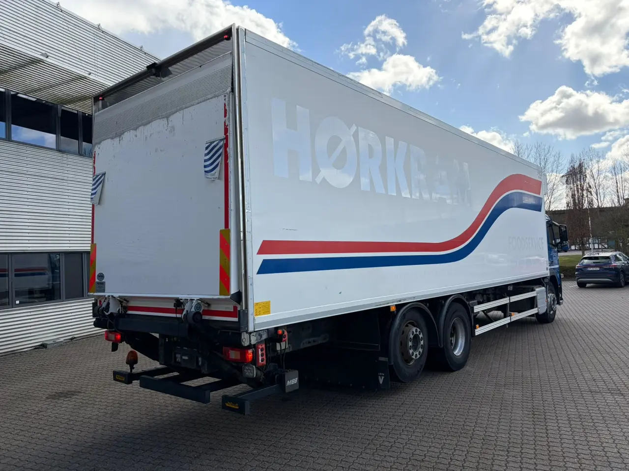 Billede 4 - Volvo FM330, Køle