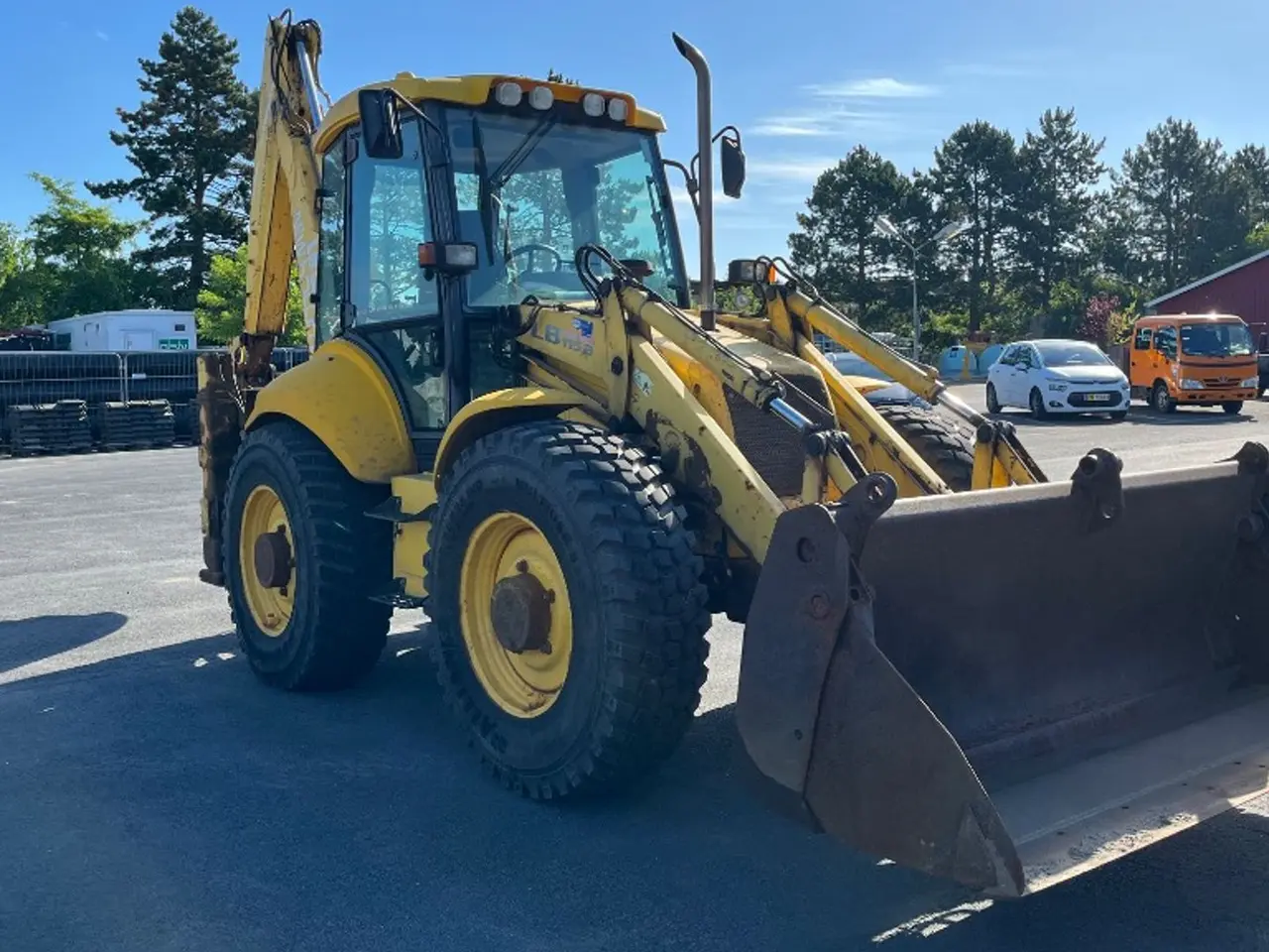 Billede 2 - New Holland LB 115 B-4PS