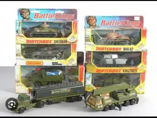Legetøjsbiler militær metal købes