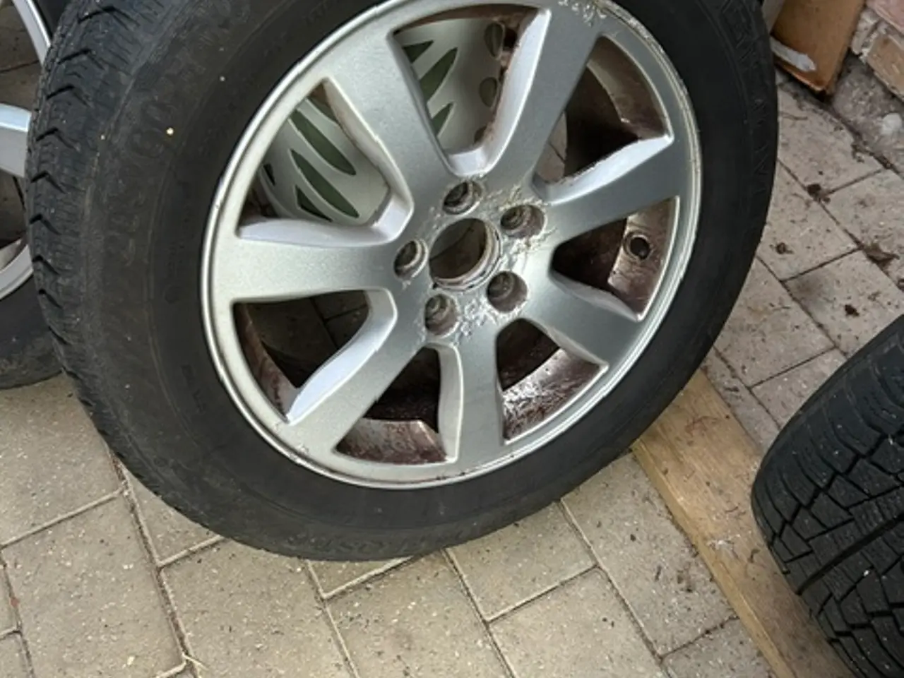 Billede 2 - Volvo V60 vinterhjul.