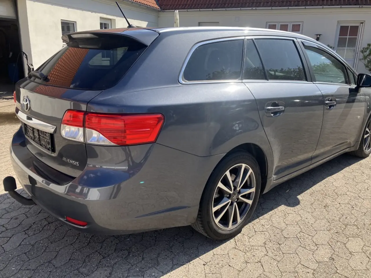 Billede 3 - Toyota Avensis 1,8 VVT-1  st car  årg 2014  147 hk