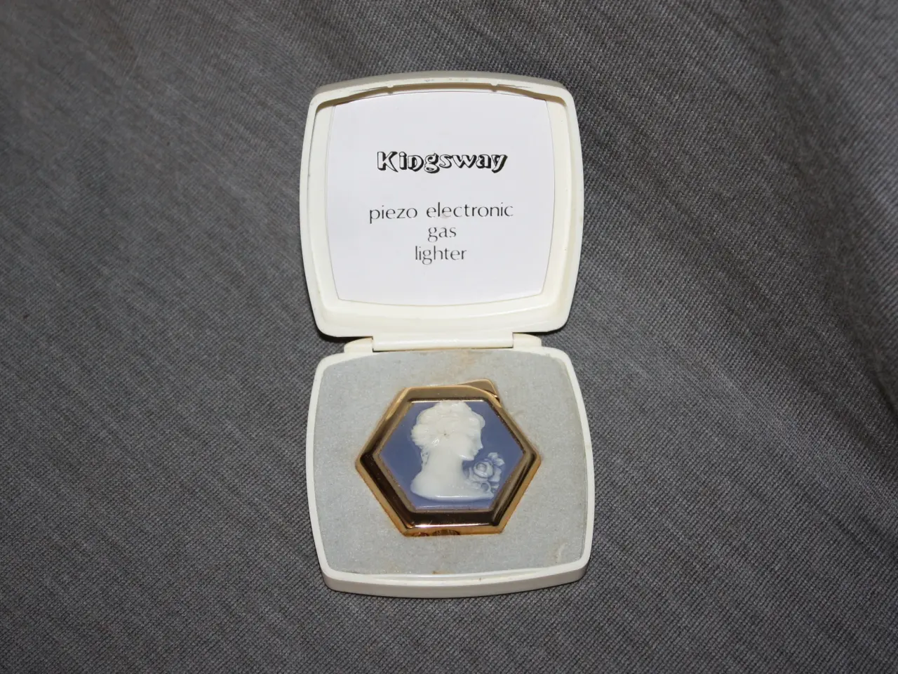 Billede 1 - Elsa Kingsway Electronic gas cameo lighter