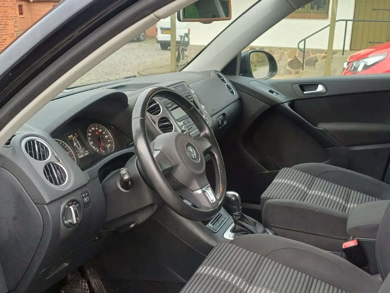 Billede 11 - VW Tiguan 2,0 TDi 140 Sport & Style Tiptr. 4Motion Van