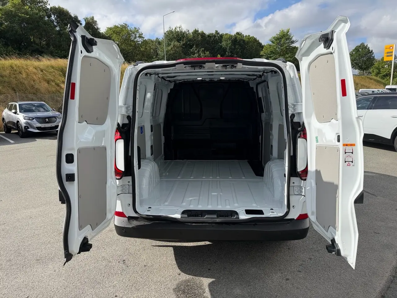 Billede 8 - VW e-Transporter 64 Comfort Kassevogn SWB