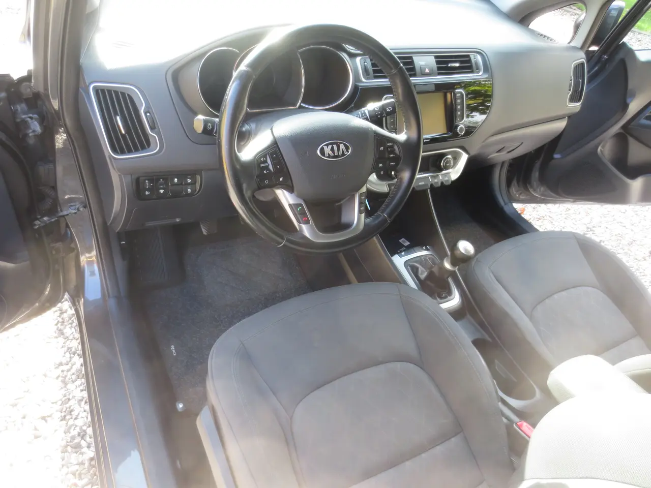 Billede 19 - Pæn Kia Rio 1.2 i År 16 Nysynet.