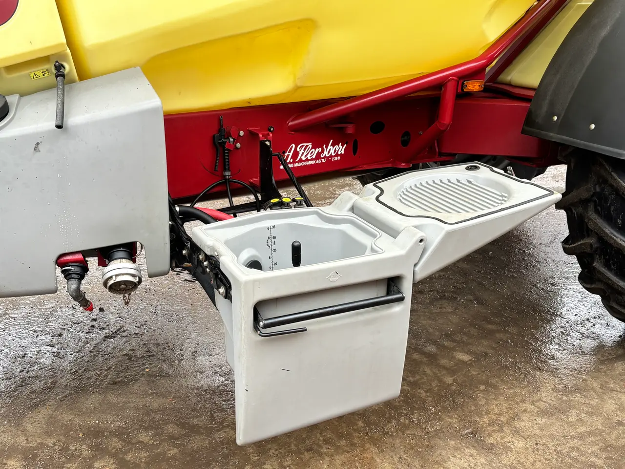 Billede 7 - Hardi Commander 4500 30 m og 1500 l fronttank
