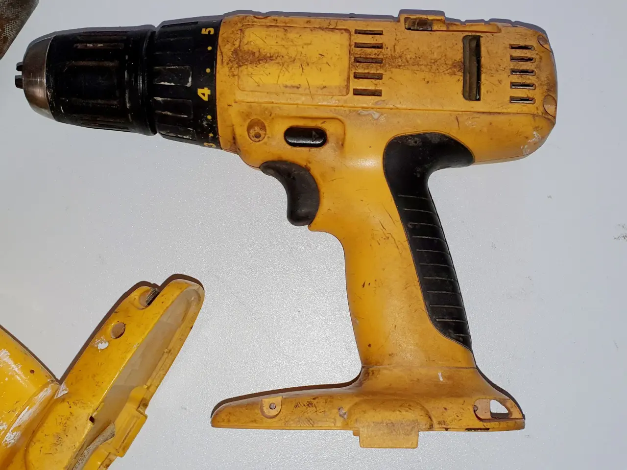 Billede 2 - Dewalt bore/ skruemaskine 