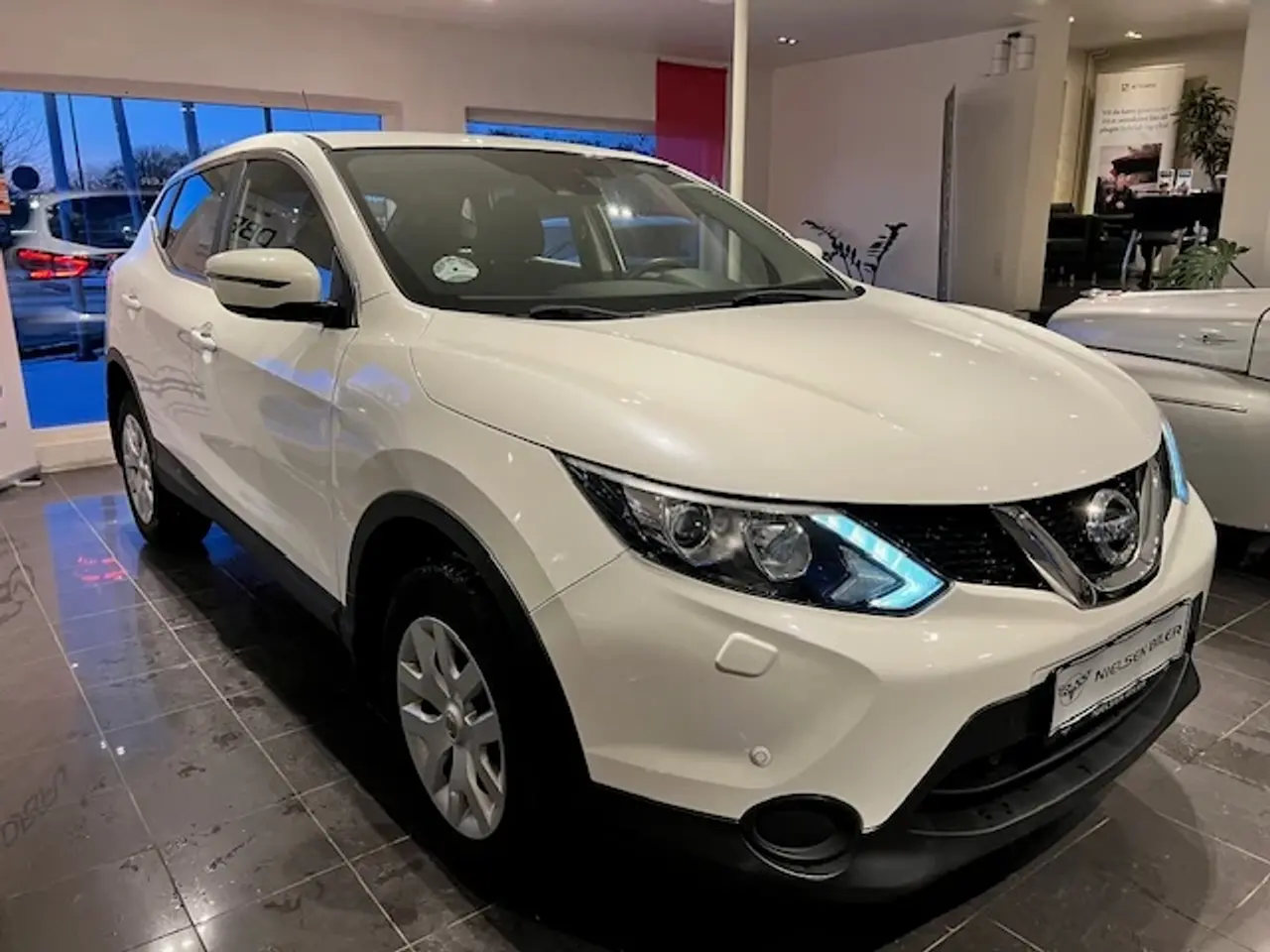 Billede 4 - Nissan Qashqai suv 1,2 i lav. km.! 