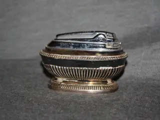 NY PRIS! Vintage Ronson bordlighter sælges